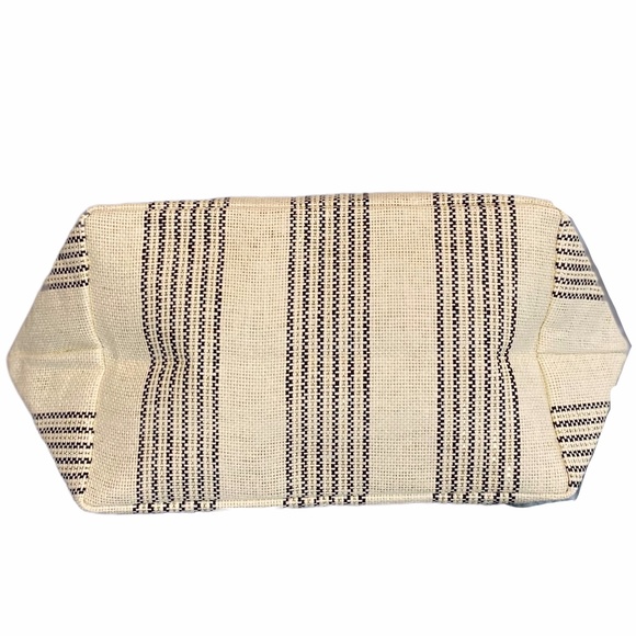 NWOT Shira Leah White Metallic Straw Tote - Picture 5 of 7